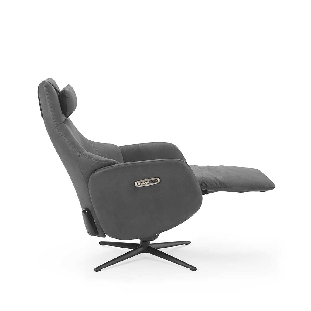 Poseidon, 2 Motoren